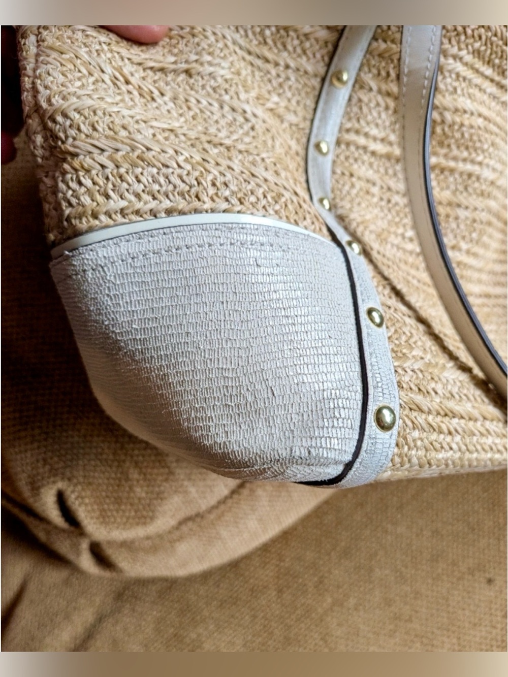 Coach Alex Straw Tote in
Natural/Parchment - Rare Style w/ Charm & Hang Tag EUC - Picture 6 of 9
